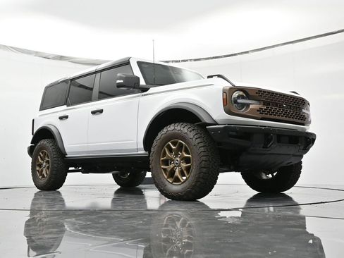 New 2025 Ford Bronco Badlands AWD/4WD image 40