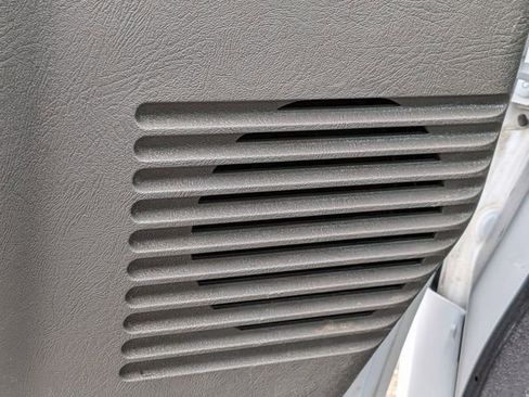 Used 2023 Chevrolet Express 3500 LT w/ LT Preferred Equipment Group image 15