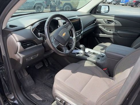 Used 2019 Chevrolet Traverse LT w/ LPO, Floor Liner Package AWD/4WD image 4