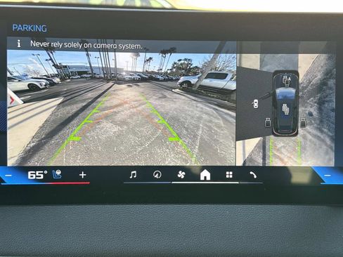 Certified 2025 BMW iX M60 image 25