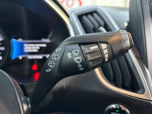 Used 2021 Ford Edge SEL w/ Convenience Package image 25