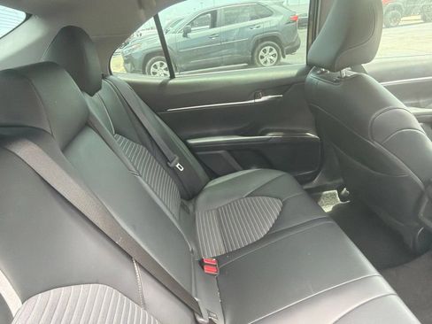 Used 2023 Toyota Camry SE w/ Convenience Package FWD image 5