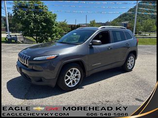 Used 2016 Jeep Cherokee Latitude w/ Comfort/Convenience Group AWD/4WD video 1