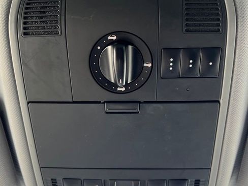 Used 2005 Porsche Cayenne S AWD/4WD image 29