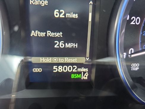 Used 2017 Toyota Highlander XLE image 21