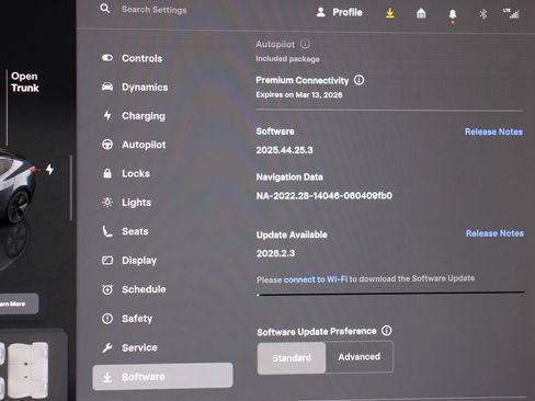 Used 2023 Tesla Model 3 Standard Range image 11