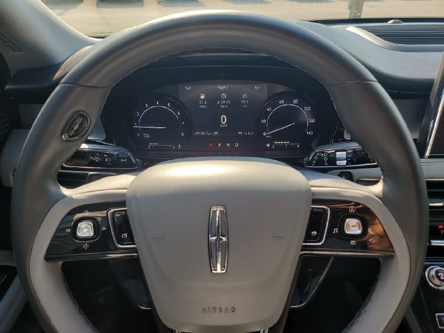 Used 2022 Lincoln Corsair FWD image 28