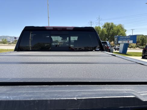 Used 2023 GMC Sierra 1500 Denali w/ Denali Reserve Package AWD/4WD image 16