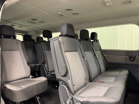 Used 2023 Ford Transit 350 XLT RWD image 25
