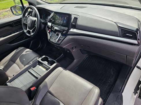 Used 2019 Honda Odyssey Elite image 11