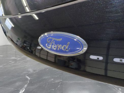 Used 2022 Ford Escape SEL image 9