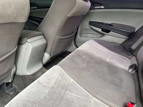 Used 2010 Honda Accord LX-P image 22