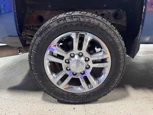 Used 2016 Chevrolet Silverado 2500 High Country w/ Duramax Plus Package AWD/4WD image 27