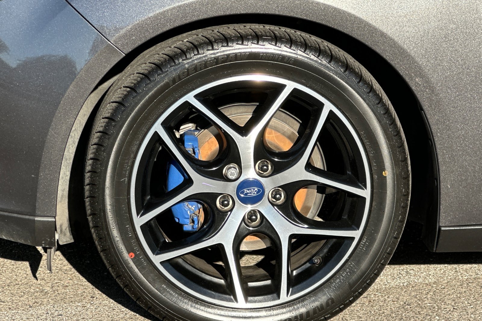 Used 2017 Ford Focus SEL FWD image 23