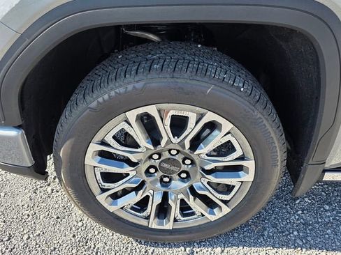 New 2026 GMC Sierra 1500 Denali Ultimate AWD/4WD image 9