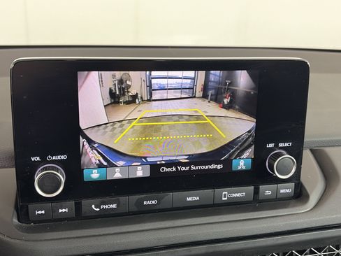 Used 2023 Honda Accord EX image 18