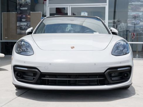 Used 2023 Porsche Panamera Platinum Edition RWD image 2