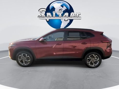 New 2026 Chevrolet Trax LT w/ Driver Confidence Package image 5