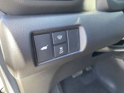 Certified 2025 Honda Pilot Black Edition image 21