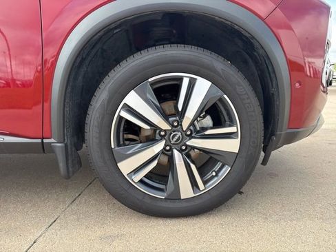 Used 2023 Nissan Rogue SL w/ SL Premium Package FWD image 13