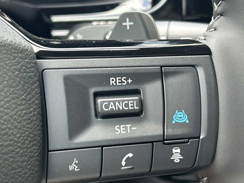 New 2026 Nissan Pathfinder SL FWD image 31