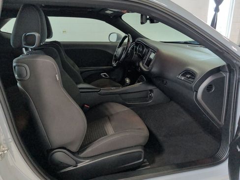 Used 2021 Dodge Challenger GT w/ Driver Convenience Group AWD/4WD image 10