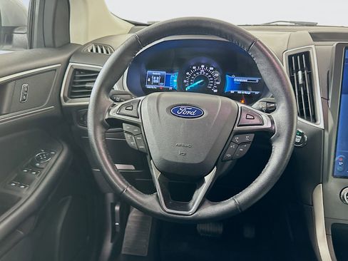Used 2024 Ford Edge SEL image 18