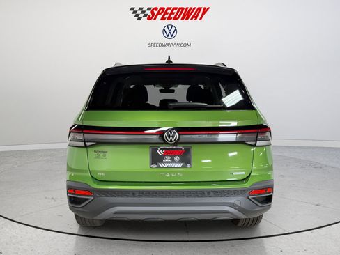 New 2025 Volkswagen Taos SE image 6