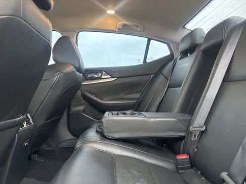 Used 2022 Nissan Maxima SV w/ Floor Mat Group image 34
