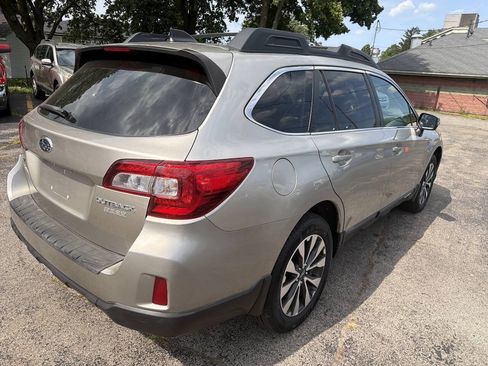 Used 2016 Subaru Outback 2.5i Limited AWD/4WD image 10