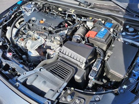 Used 2023 Honda Civic Sport image 20