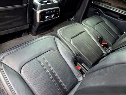 Used 2018 Ford Expedition Max Limited w/ Equipment Group 302A AWD/4WD image 32