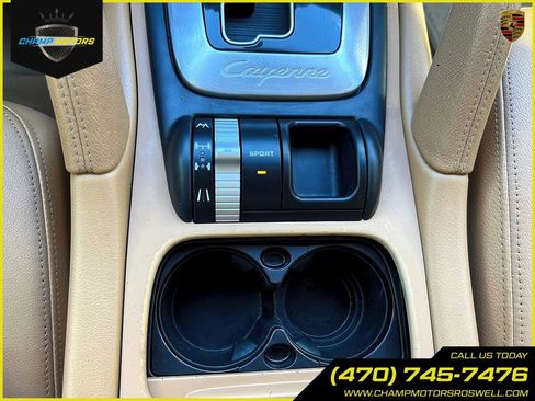 Used 2009 Porsche Cayenne image 27