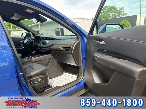 Used 2023 Cadillac XT4 Sport w/ LPO, Onyx Lite Package FWD image 20