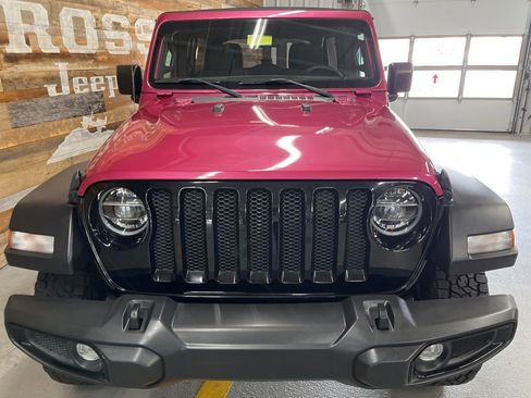 Used 2022 Jeep Wrangler Unlimited Sport image 7