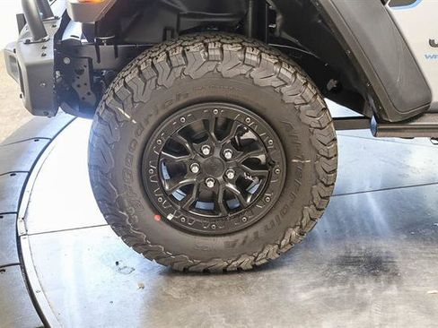 New 2023 Jeep Wrangler Unlimited Rubicon 4xe image 29