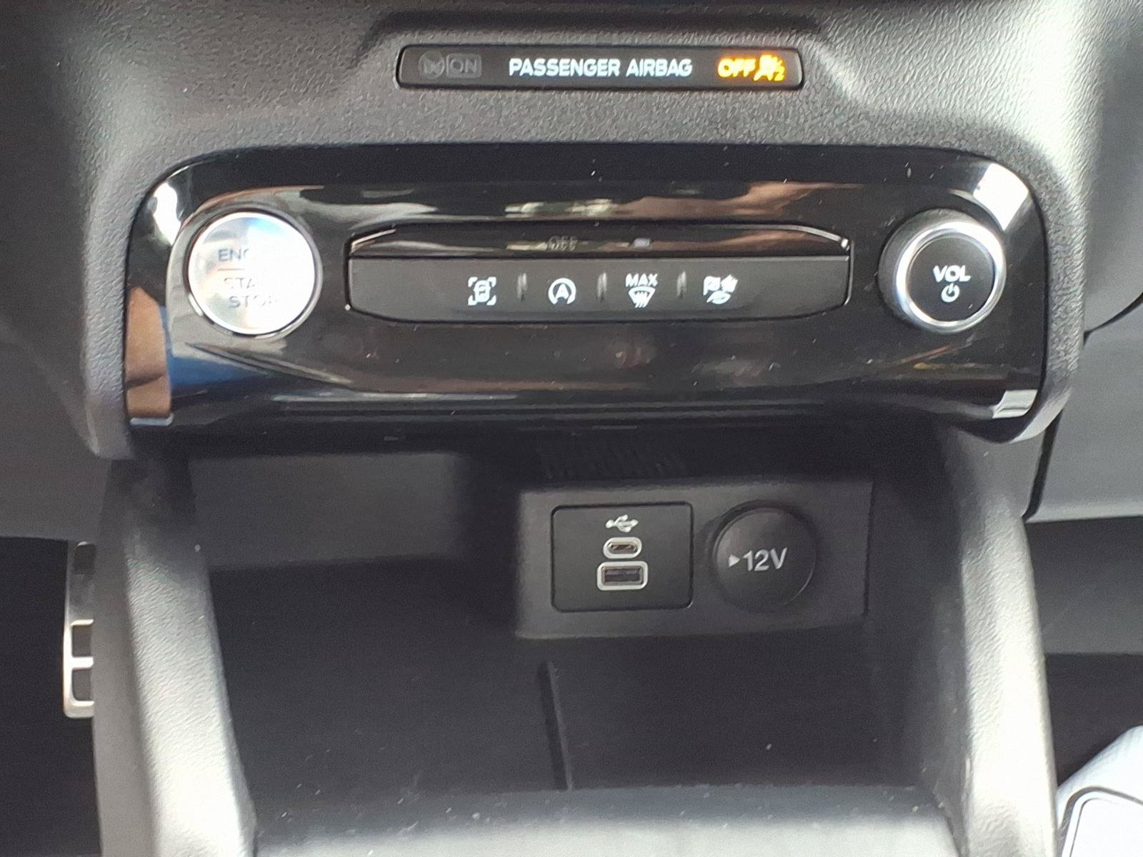 Used 2024 Ford Escape ST-Line w/ Tech Pack #1 AWD/4WD image 19
