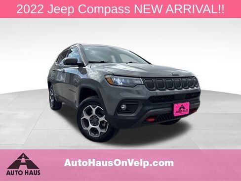 Used 2022 Jeep Compass Trailhawk w/ Trailer Tow Group AWD/4WD image 1