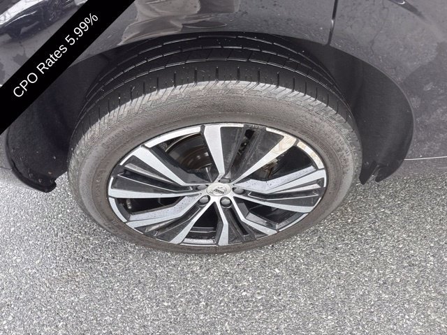 Certified 2024 Volvo XC60 B5 Plus w/ Climate Package AWD/4WD image 10