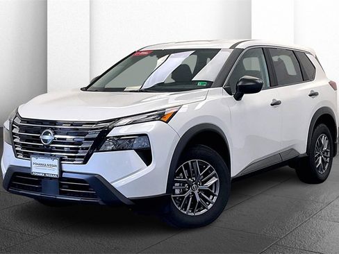 Certified 2025 Nissan Rogue S image 11