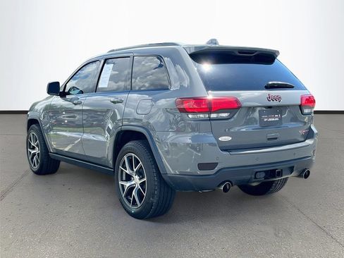 Used 2019 Jeep Grand Cherokee Trailhawk w/ Trailhawk Luxury Group AWD/4WD image 5