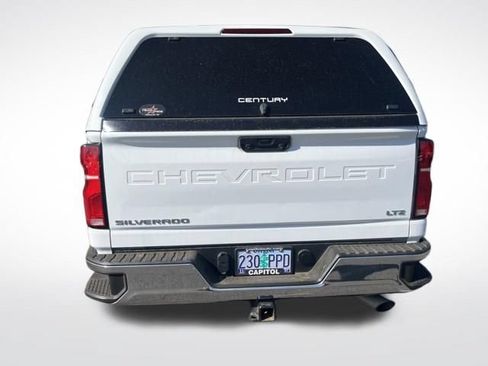 Used 2024 Chevrolet Silverado 3500 LTZ AWD/4WD image 3