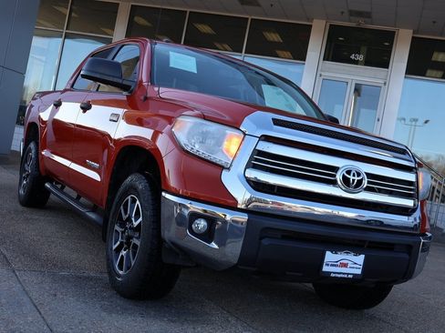Used 2016 Toyota Tundra SR5 image 7