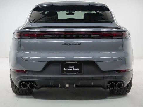 New 2026 Porsche Cayenne S image 11