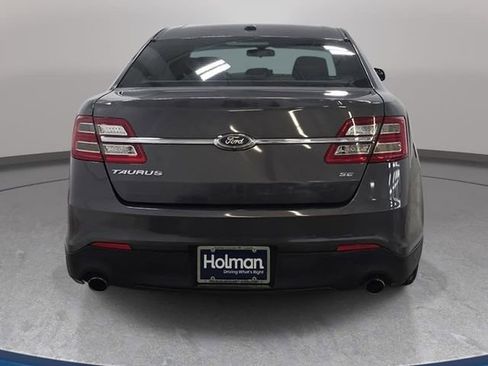 Used 2017 Ford Taurus SE FWD image 7