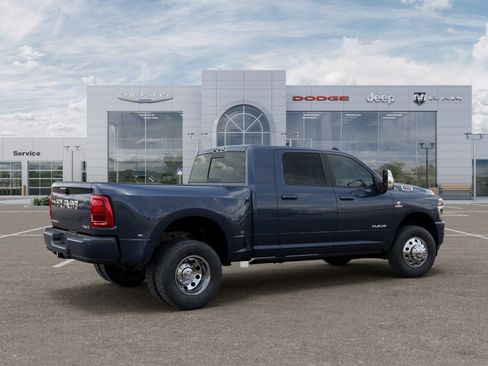 New 2026 RAM 3500 Laramie w/ Max Tow Package AWD/4WD image 14
