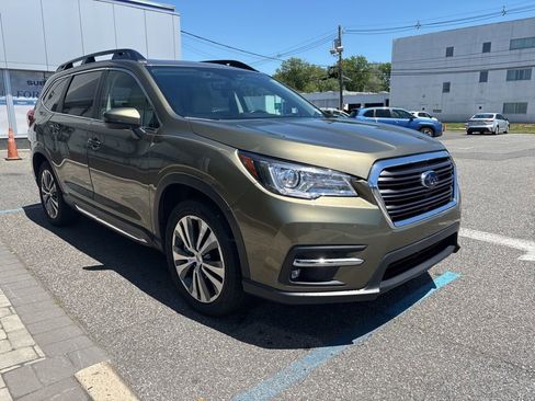 Used 2022 Subaru Ascent Limited w/ Technology Package AWD/4WD image 1
