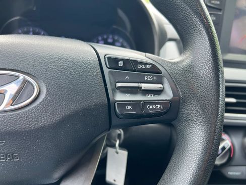 Used 2019 Hyundai Kona SE FWD image 22