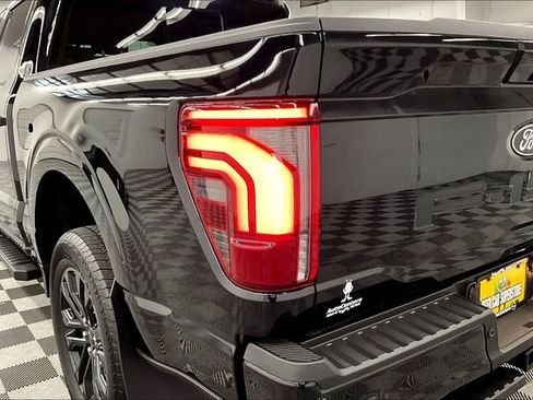 Used 2024 Ford F150 Lariat image 37