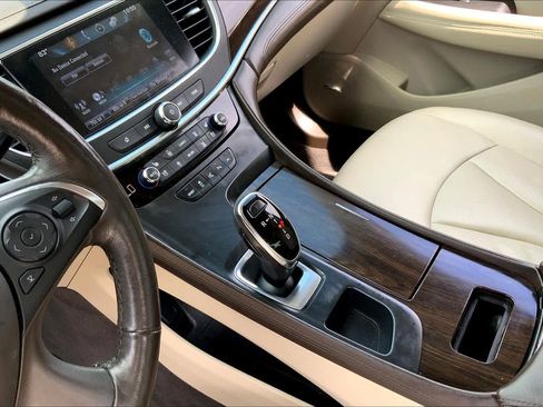 Used 2017 Buick LaCrosse Premium w/ Driver Confidence Package #2 AWD/4WD image 16